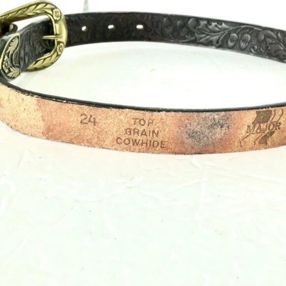 Major Belt Vtg Oak Leaf Acorn Tooled Leather Belt sz 24 Top Grain Cowhide
